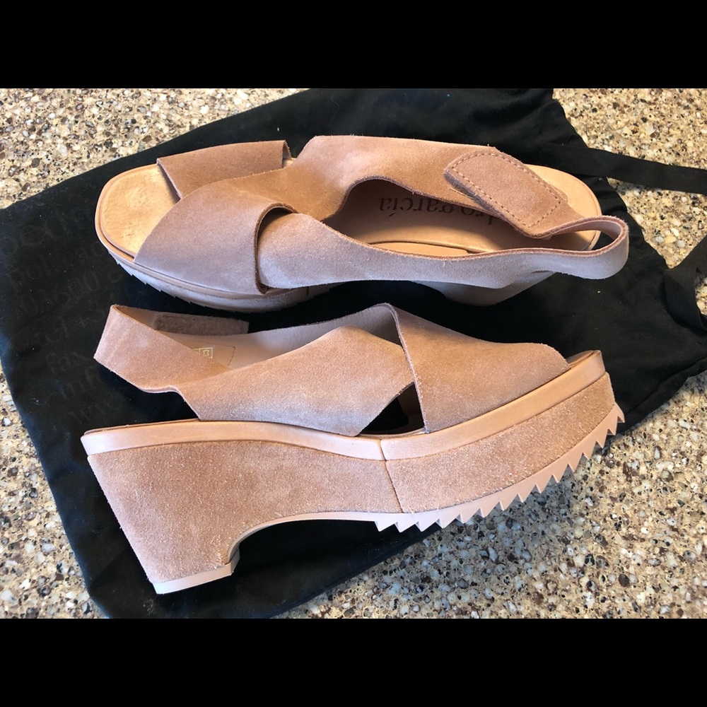 Pedro Garcia Wedges